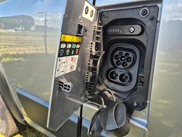 Iveco SuperJolly 4.25t L3H2 Heavy 110 kWh Lanzarote Grey Full Option Adaptieve Cruise Control, Navigatie, LED Koplampen