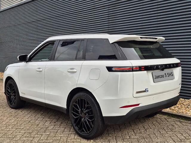 Jaecoo 5 1.5 T-GDi SHS-H Exclusive Full Hybride Automaat met 20 Inch Lichtmetalen velgen, lederen bekleding, Navigatie en Camera Direct leverbaar!