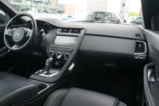 Jaguar E-Pace 2.0 D150 AWD R-Dynamic S | Verwarmde voorstoelen | Panoramadak |