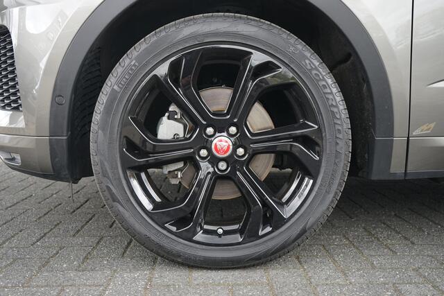 Jaguar E-Pace 2.0 D150 AWD R-Dynamic S | Verwarmde voorstoelen | Panoramadak |