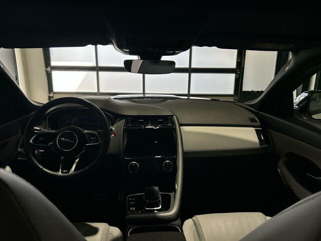 Jaguar E-Pace 1.5 P300e AWD R-Dynamic HSE | Meridian sound | Elektrisch bediende achterklep | Interactive driver display