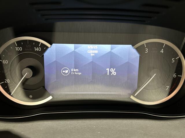 Jaguar E-Pace 1.5 P300e AWD R-Dynamic HSE | Meridian sound | Elektrisch bediende achterklep | Interactive driver display