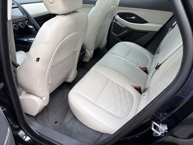 Jaguar E-Pace 2.0 P250 AWD HSE / AUTOMAAT / PANORAMADAK / MERIDIAN / LEER / CRUISE