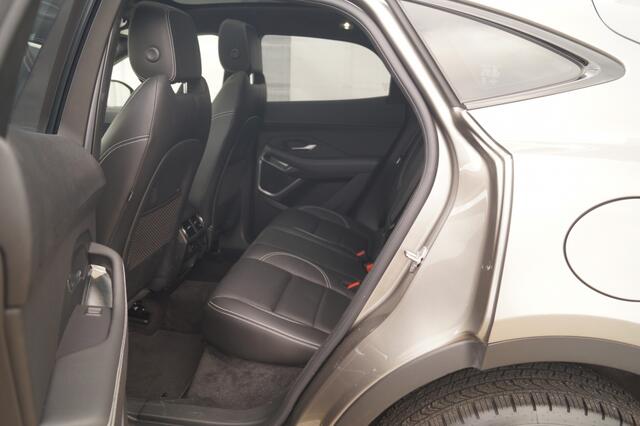 Jaguar E-Pace 1.5 P300e AWD R-Dynamic HSE -LEER-PANO-CAM-ECC-