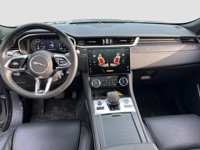 Jaguar F-PACE 2.0 P400e PHEV R-Dynamic SE | Pano | Technologie Pack | Winter pack