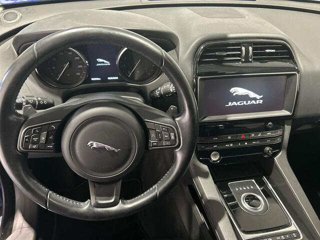 Jaguar F-PACE 2.0t AWD Prestige | Lederen bekleding | Parkeersensoren |