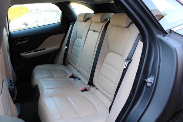 Jaguar F-PACE 2.0d E-Performance Portfolio | NL-AUTO+NAP! | MARIDIAN-AUDIO | CAMERA | NAVI | 18'LMV | KEYLESS | PDC |