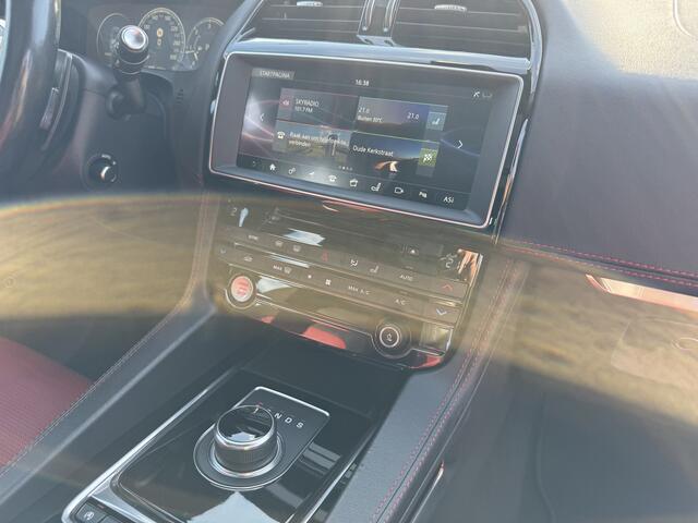 Jaguar F-PACE 2.0 Portfolio AWD 20d FULL OPTION