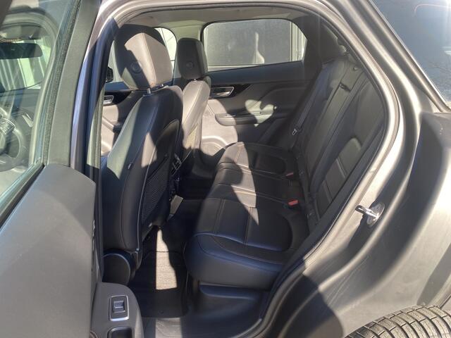 Jaguar F-PACE 2.0 Prestige AWD 20d