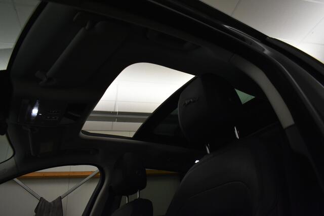 Jaguar F-PACE 2.0 P400e PHEV S Pano Vol Leder El A-klep + Stoelen Meridian Sound Dhoek