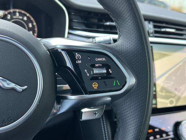 Jaguar F-PACE P400e 404pk AWD R-Dynamic SE | Adaptive Cruise | Panoramisch schuifdak | Stuuwielverwarming |