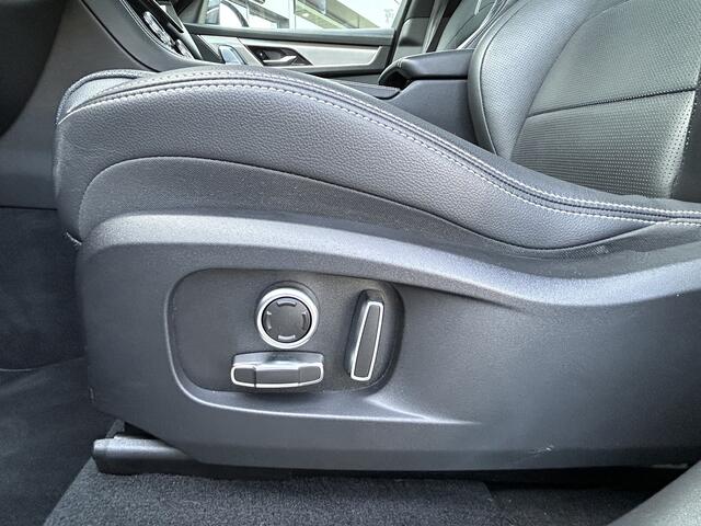 Jaguar F-PACE P400e 404pk AWD R-Dynamic SE | Adaptive Cruise | Panoramisch schuifdak | Stuuwielverwarming |