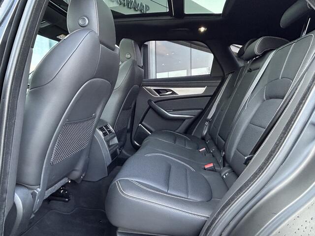 Jaguar F-PACE P400e 404pk AWD R-Dynamic SE | Adaptive Cruise | Panoramisch schuifdak | Stuuwielverwarming |
