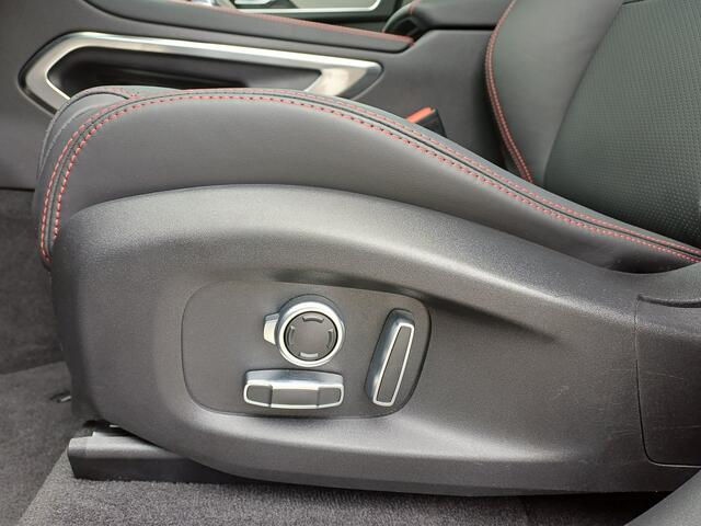Jaguar F-PACE 3.0 P400 6-cil. AWD R-Dynamic SE | Performance Seats | Stoelventilatie | Head-up Display |