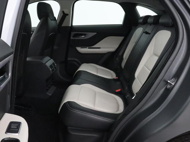 Jaguar F-PACE 3.0 R-Sport AWD 35t | Panoramadak | Stoelverwarming | Head-Up | Meridian Surround | Keyless | Trekhaak | Camera | Bi-Xenon | Navigatie | Park Assist | Stuurverwarming
