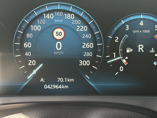 Jaguar F-PACE 2.0 Portfolio AWD AUTOMAAT / R Sport / Panorama Dak / Camera / 42000 KM / 1 e eig