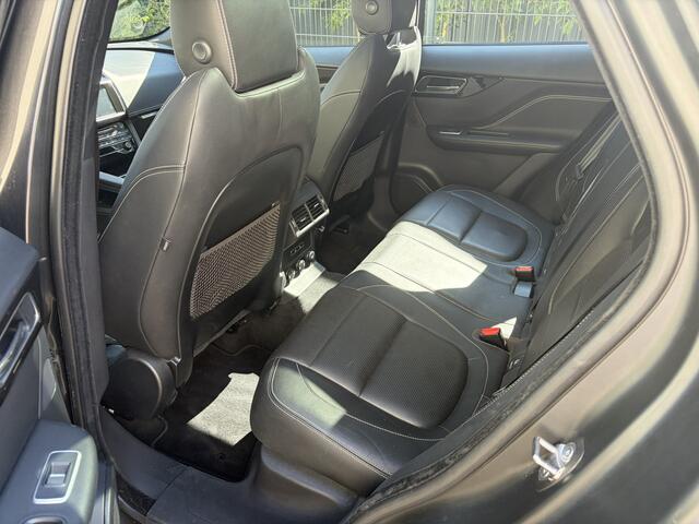 Jaguar F-PACE 2.0 Portfolio AWD 25t / AUTOMAAT / PANORAMADAK / MEMORY / CRUISE