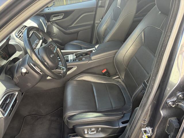 Jaguar F-PACE 2.0 Portfolio AWD 25t / AUTOMAAT / PANORAMADAK / MEMORY / CRUISE