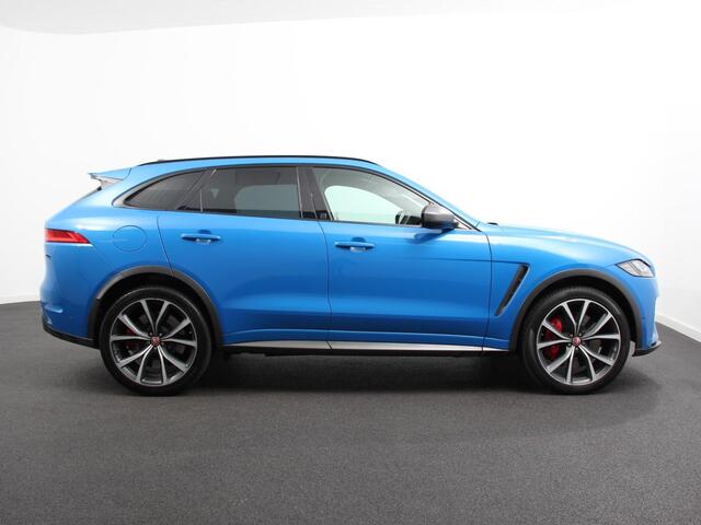 Jaguar F-PACE 5.0 V8 AWD SVR 551 pk Panorama dak Meridian sound Premium Pack Light Pack ACC Leder ADS 360 Camera Cruise control Parkeersensoren Elektrische kofferklep
