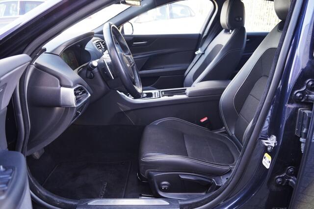 Jaguar XE 2.0T 200pk Automaat R-Sport -NAVI-ECC-PDC-