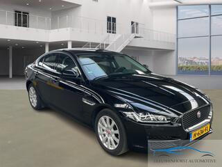jaguar-xe-2.0t-portfolio,-navi,-app