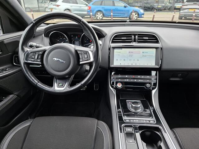 Jaguar XE 2.0t R-Sport COMPLEET JAGUAR DEALER ONDERHOUDEN! Origineel NL Auto