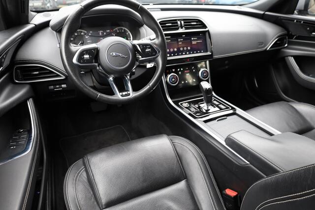 Jaguar XE 2.0 P250 HSE R-Dynamic STOELVERW. MEMORY CAMERA CARPLAY DAB NAVI CRUISE CLIMA 2XPDC 19''LMV NAP!