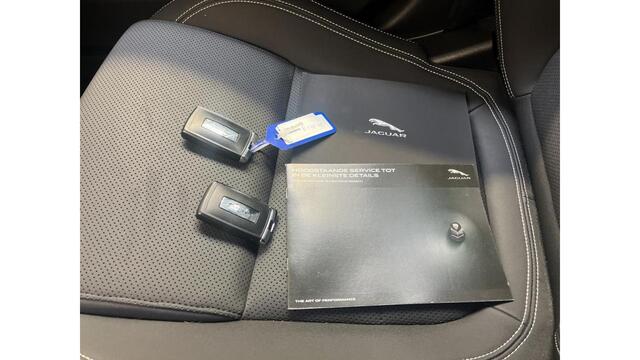 Jaguar i-Pace EV320 S Business Pack 90 kWh | Navi | Camera |