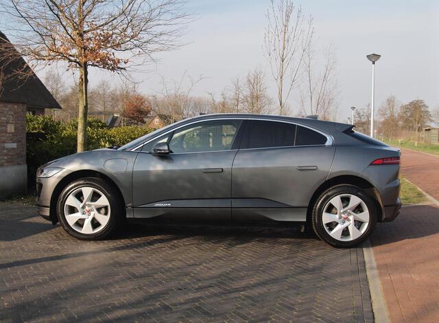 Jaguar i-Pace EV400 SE 90 kWh | Panoramadak | Camera | Head-Up Display | Meridian Audio | Stoelmemory |