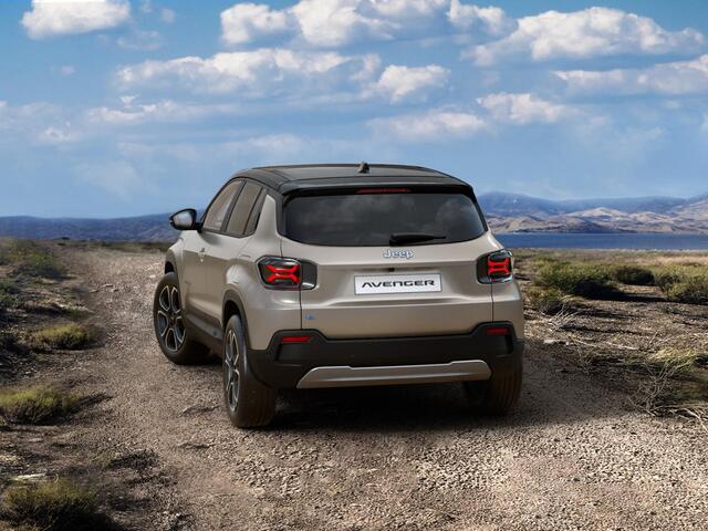 Jeep Avenger Summit 54 kWh | Schuif/Kanteldak | Leder&Winter Pack | Stone Grey
