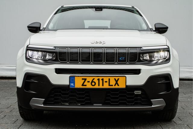 Jeep Avenger Longitude 54 kWh Carplay/ Stoelverwarming/ Navigatie/ Cruise control/ Pdc/ Full led/ Warmtepomp