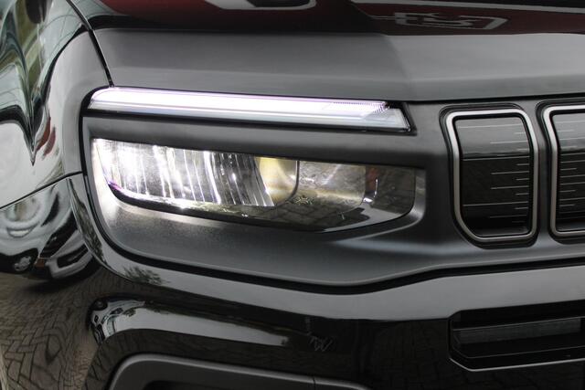 Jeep Avenger LONGTITUDE 156PK 54 kWh | NAVIGATIE | DRAADLOZE APPLE CARPLAY/ANDROID AUTO | KEYLESS ENTRY/START | CRUISE CONTROL | PARKEERSENSOREN ACHTER | DAB+ RADIO | CLIMATE CONTROL | DRAADLOZE TELEFOONLADER | LED KOPLAMPEN |