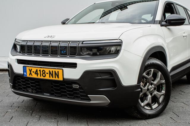Jeep Avenger Longitude 54 kWh Carplay/ Stoelverwarming/ Navigatie/ Cruise control/ Pdc/ Full led/ Warmtepomp