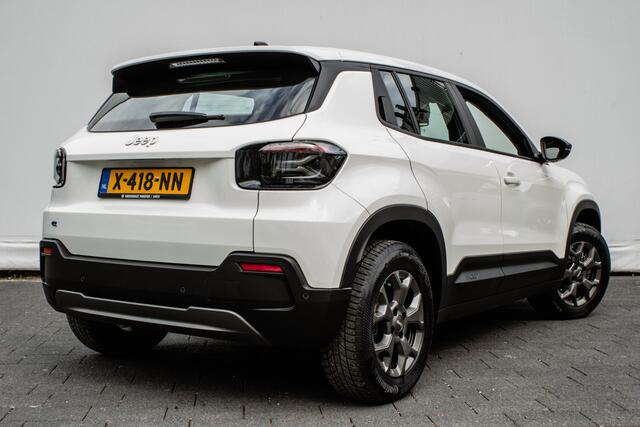 Jeep Avenger Longitude 54 kWh Carplay/ Stoelverwarming/ Navigatie/ Cruise control/ Pdc/ Full led/ Warmtepomp