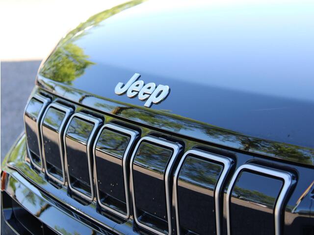 Jeep Avenger Summit 54 kWh VOORRAAD KORTING