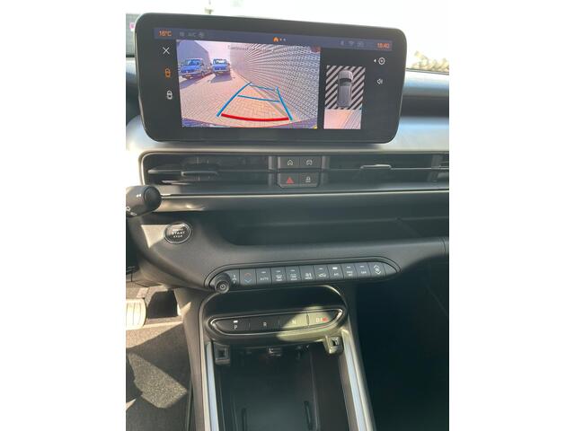 Jeep Avenger 1.2 e-Hybrid Summit Keyless | Camera | Navigatie | Apple carplay | Winterpack |