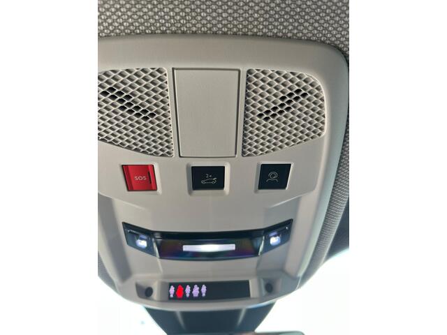 Jeep Avenger 1.2 e-Hybrid Summit Keyless | Camera | Navigatie | Apple carplay | Winterpack |