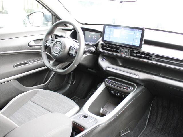 Jeep Avenger Longitude 54 kWh | Automaat | Climate / Apple Carplay