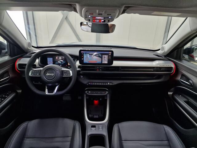 Jeep Avenger 1.2 e-Hybrid Summit | Leder & Winter pack | Elek. Panodak | Storm Grey | Infortainment-pack