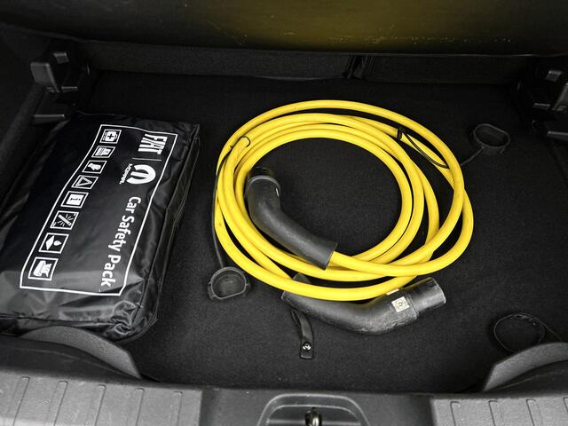 Jeep Avenger Longitude 54 kWh BLACK FRIDAY DEAL