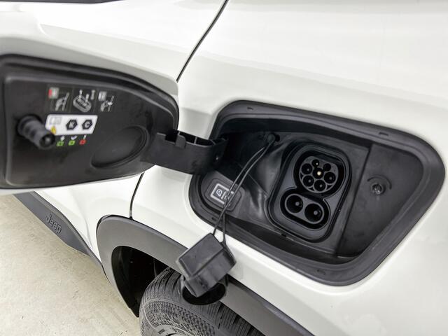 Jeep Avenger Longitude 54 kWh BLACK FRIDAY DEAL