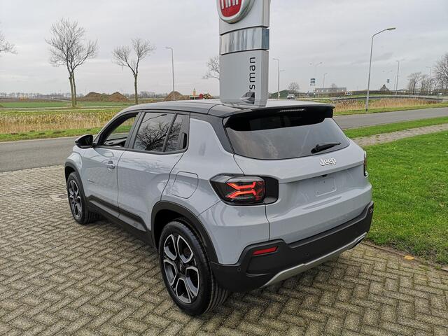 Jeep Avenger 1.2 Summit | Camera | Stoelverwarming | Carplay | JBL soundsystem | Massage | Leder