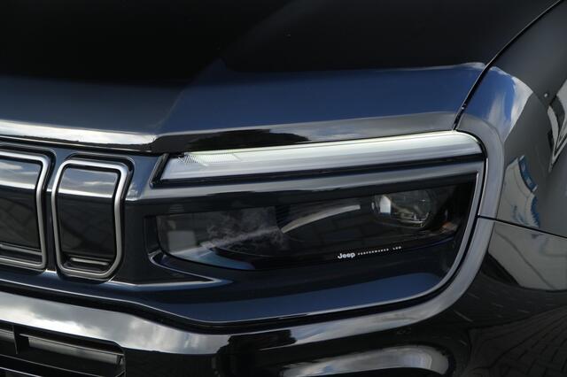 Jeep Avenger 1.2 e-Hybrid Summit | Navi | JBL | Camera | Winter | 18"