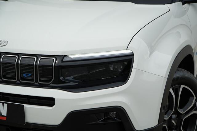 Jeep Avenger Summit 54kWh | Carplay | Winter | Camera | 18"