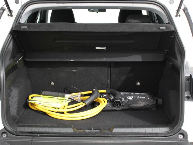 Jeep Avenger Longitude 54 kWh | Navigatie | Apple Carplay/ Android Auto | Parkeersensor achter | Cruise Control | Stoelverwarming | Full LED | Virtual Cockpit | Climate Control |