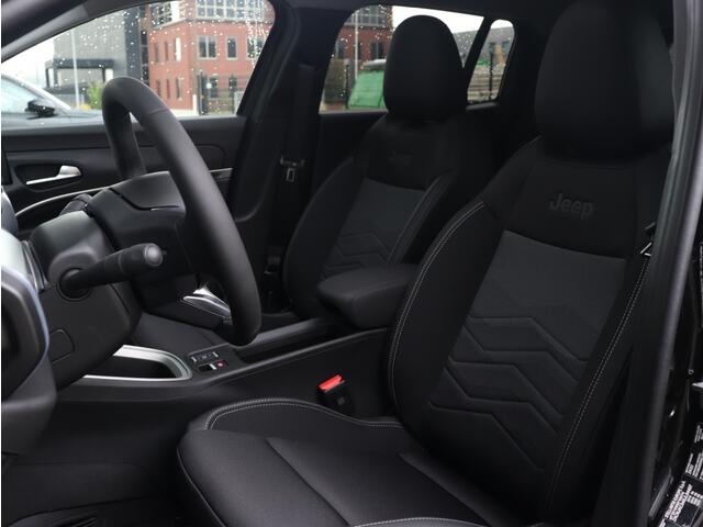 Jeep Avenger Summit 54kWh | Navi | Infotainment | Winter | Warmtepomp | 18"