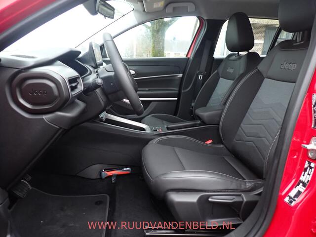 Jeep Avenger Altitude 54kWh ACC / CARPLAY / PDC / WARMTEPOMP