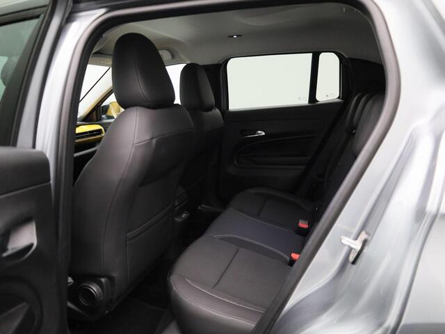 Jeep Avenger 54kWh 1st Edition | Navigatie | Achteruitrijcamera | Adaptieve Cruise Control | Apple CarPlay & Android Auto