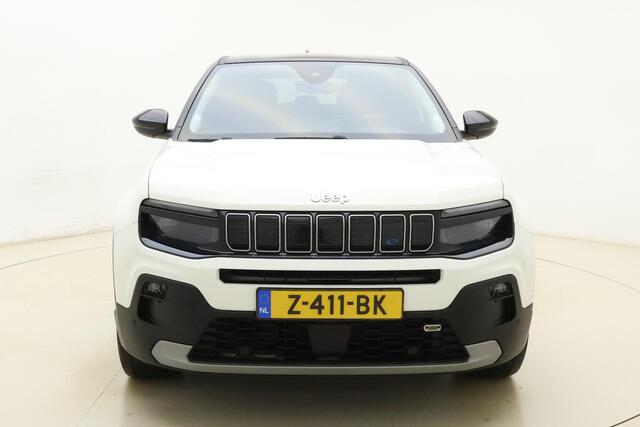 Jeep Avenger Summit 54 kWh | Navigatie via Carplay | Climate control | Electrische achterklep | Stoelverwarming | Zwart dak | Keyless | Extra getint glas