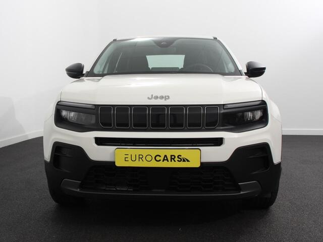 Jeep Avenger Longitude 54 kWh Automaat Navigatie Apple Carplay/Android Auto Parkeersensoren Cruise Control Stoelverwarming Full LED Virtual Cockpit Climate Control